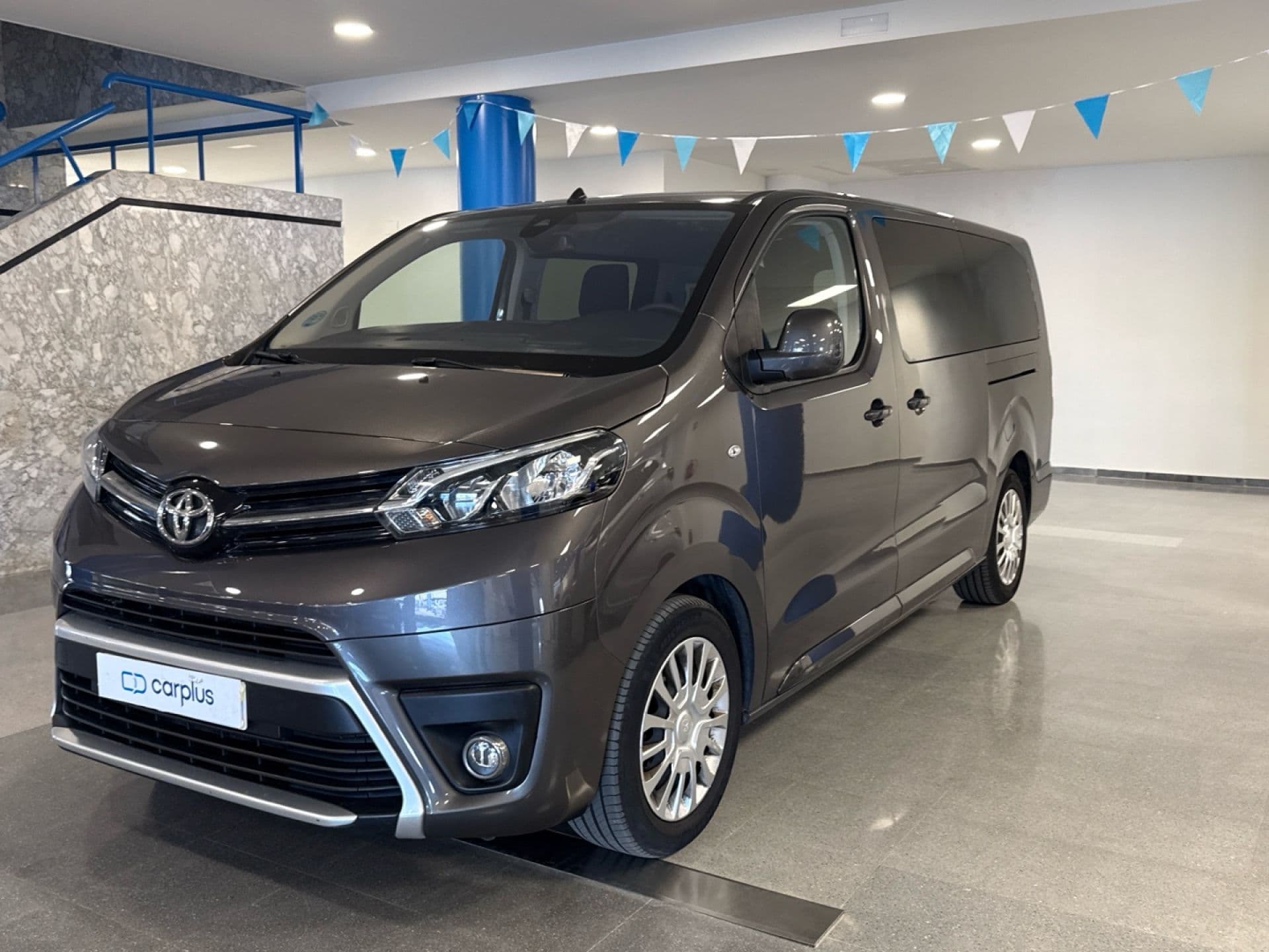 TOYOTA Proace Verso