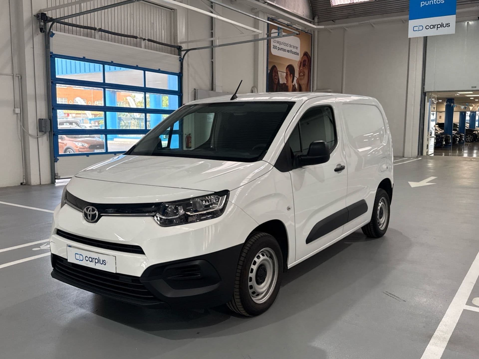 TOYOTA Proace City